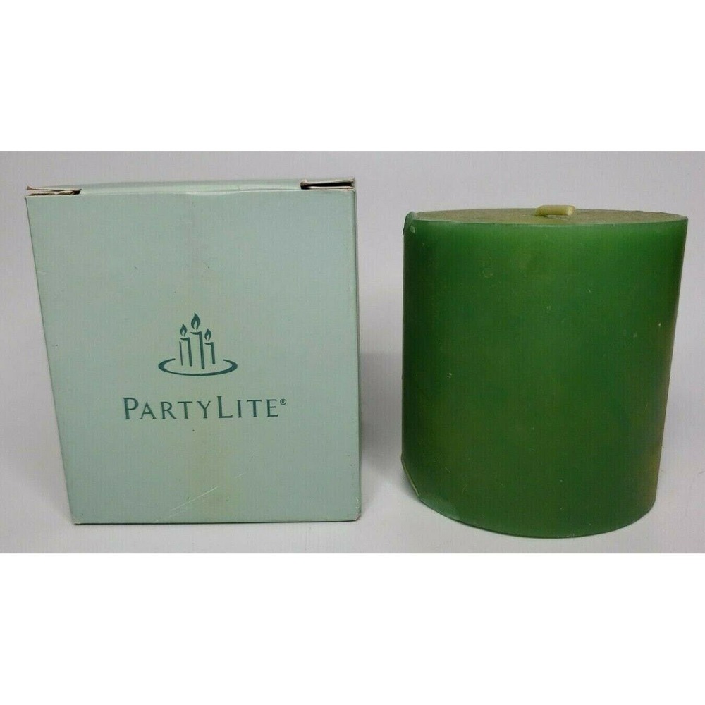 PartyLite Pillar Candle 3x7 New in Box Spruce in the Snow P6B/C37552